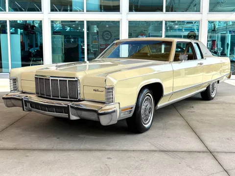 1976 Lincoln Continental Town Coupe