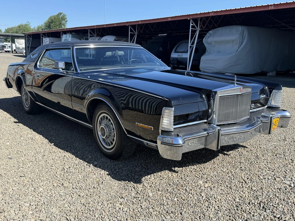 1976 Lincoln Continental Mark IV - Image 5 of 31