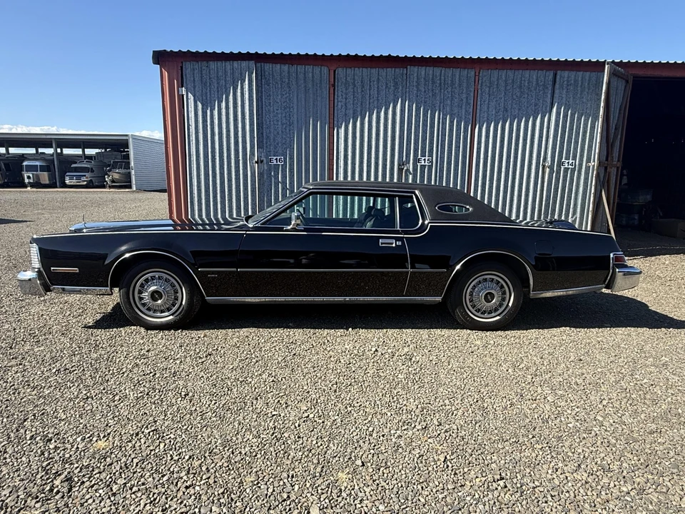 1976 Lincoln Continental Mark IV - Image 17 of 31