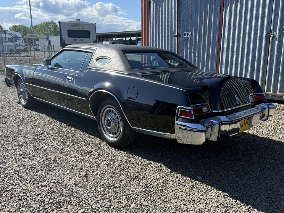 1976 Lincoln Continental Mark IV - Image 15 of 31