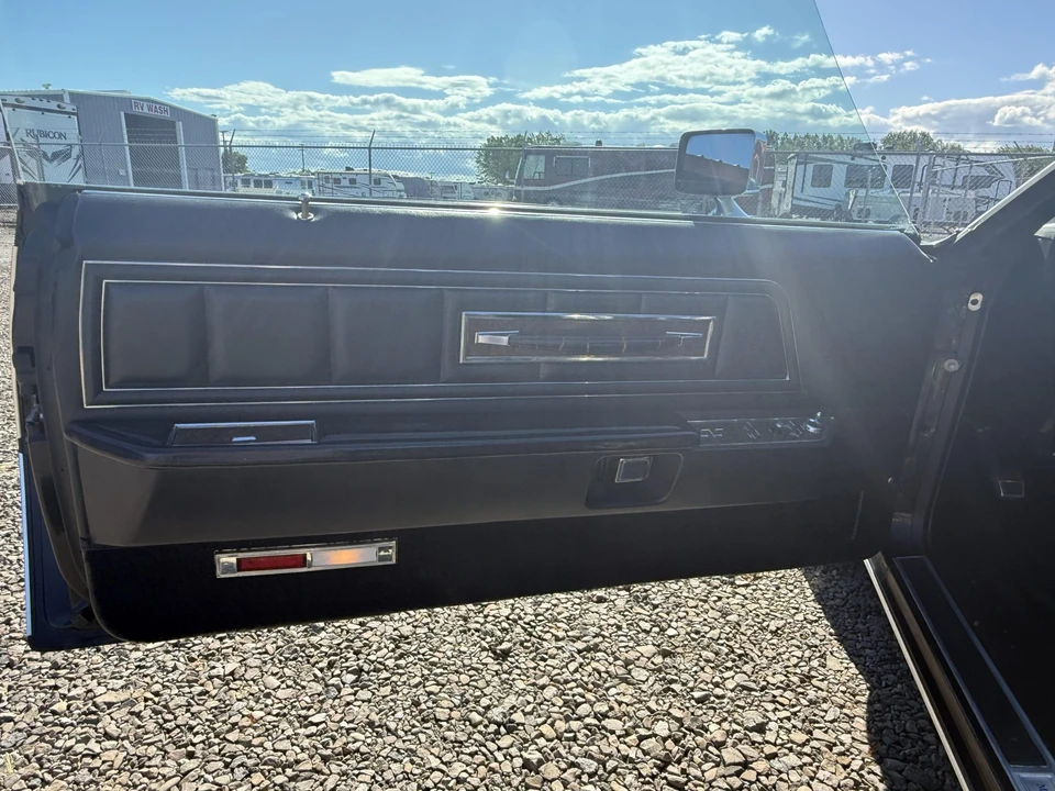 1976 Lincoln Continental Mark IV - Image 25 of 31