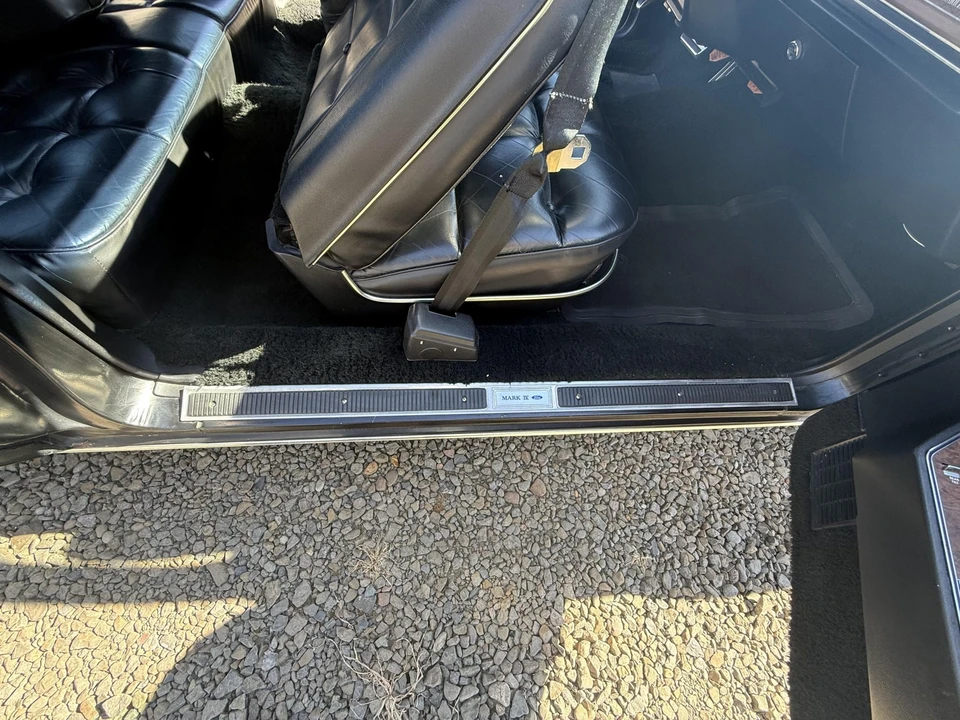 1976 Lincoln Continental Mark IV - Image 28 of 31