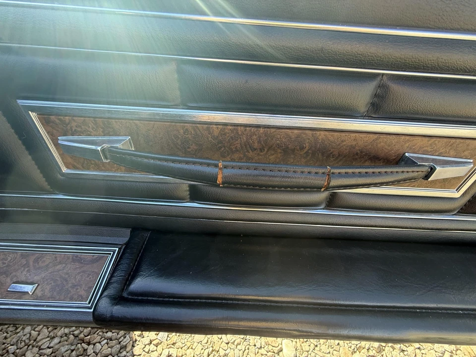 1976 Lincoln Continental Mark IV - Image 30 of 31