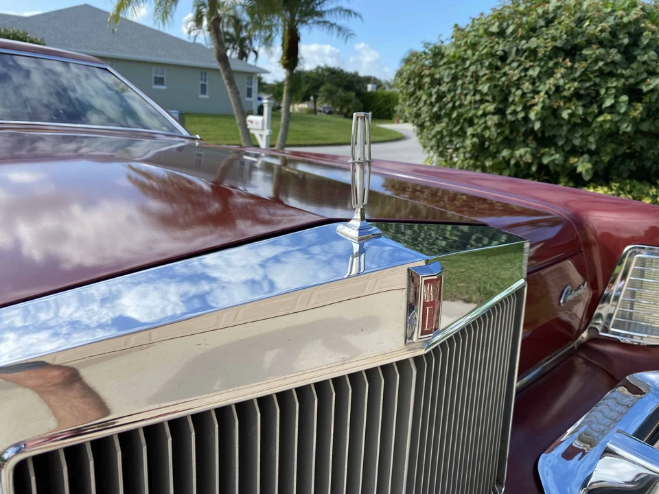 1976 Lincoln Continental 5th Gen - Image 19 of 31