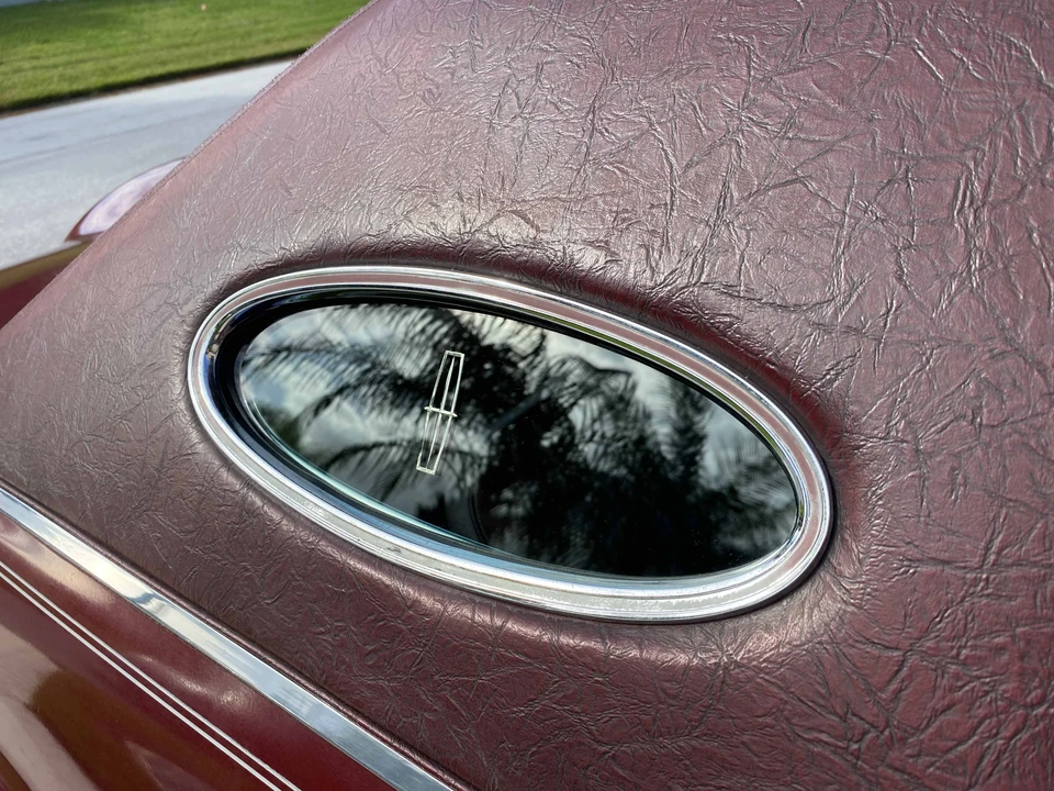 1976 Lincoln Continental 5th Gen - Image 28 of 31