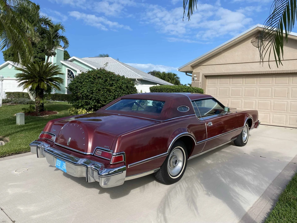 1976 Lincoln Continental 5th Gen - Image 5 of 31