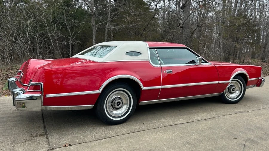 1976 Lincoln Continental Mark IV - Image 9 of 10