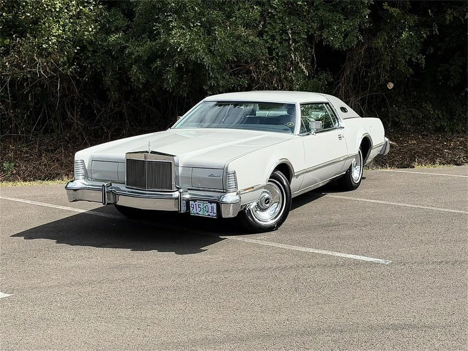 1976 Lincoln Continental Mark IV - Image 5 of 31