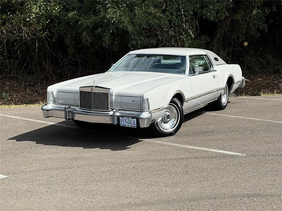 1976 Lincoln Continental Mark IV - Image 3 of 31