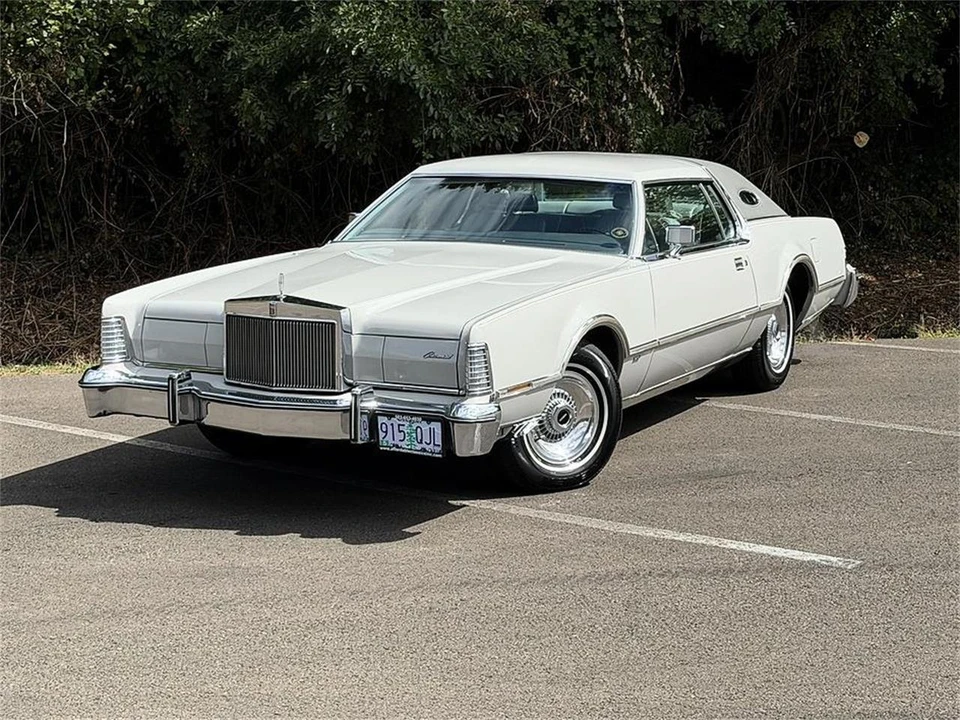 1976 Lincoln Continental Mark IV - Image 4 of 31