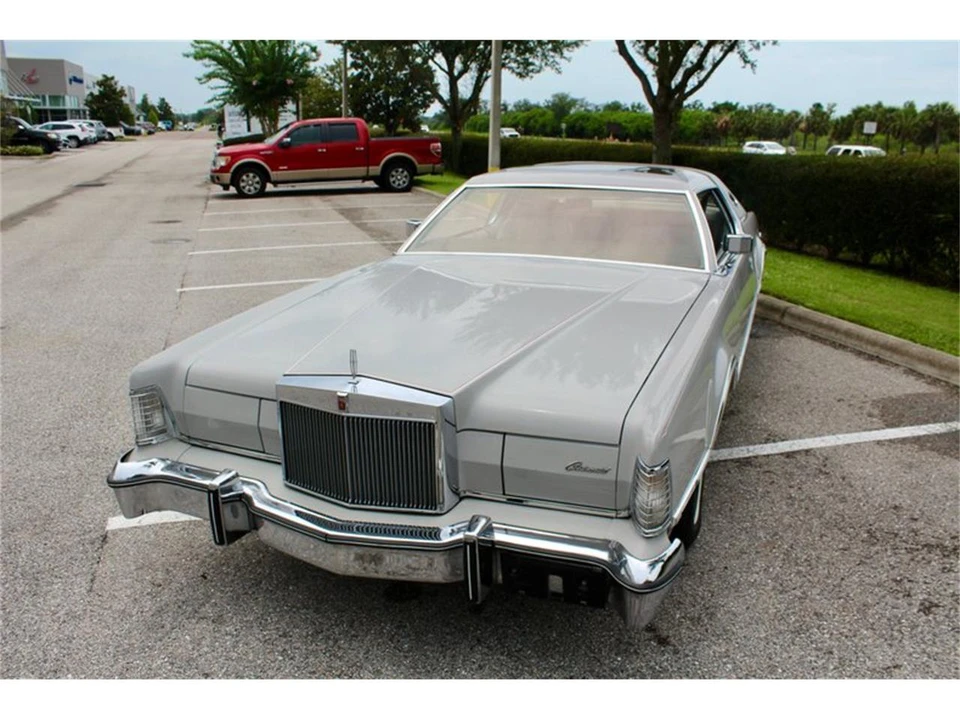 1976 Lincoln Continental Mark IV - Image 24 of 31