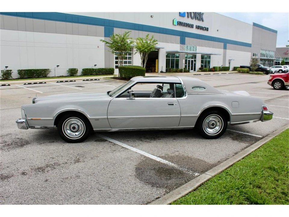 1976 Lincoln Continental Mark IV - Image 27 of 31