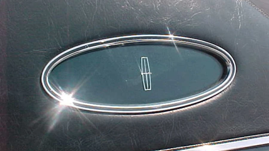 1976 Lincoln Continental Mark IV - Image 16 of 29