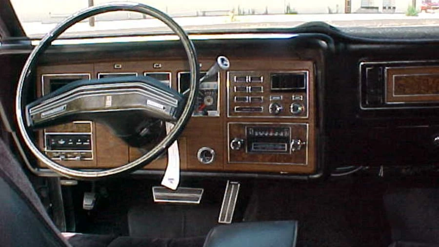 1976 Lincoln Continental Mark IV - Image 5 of 29