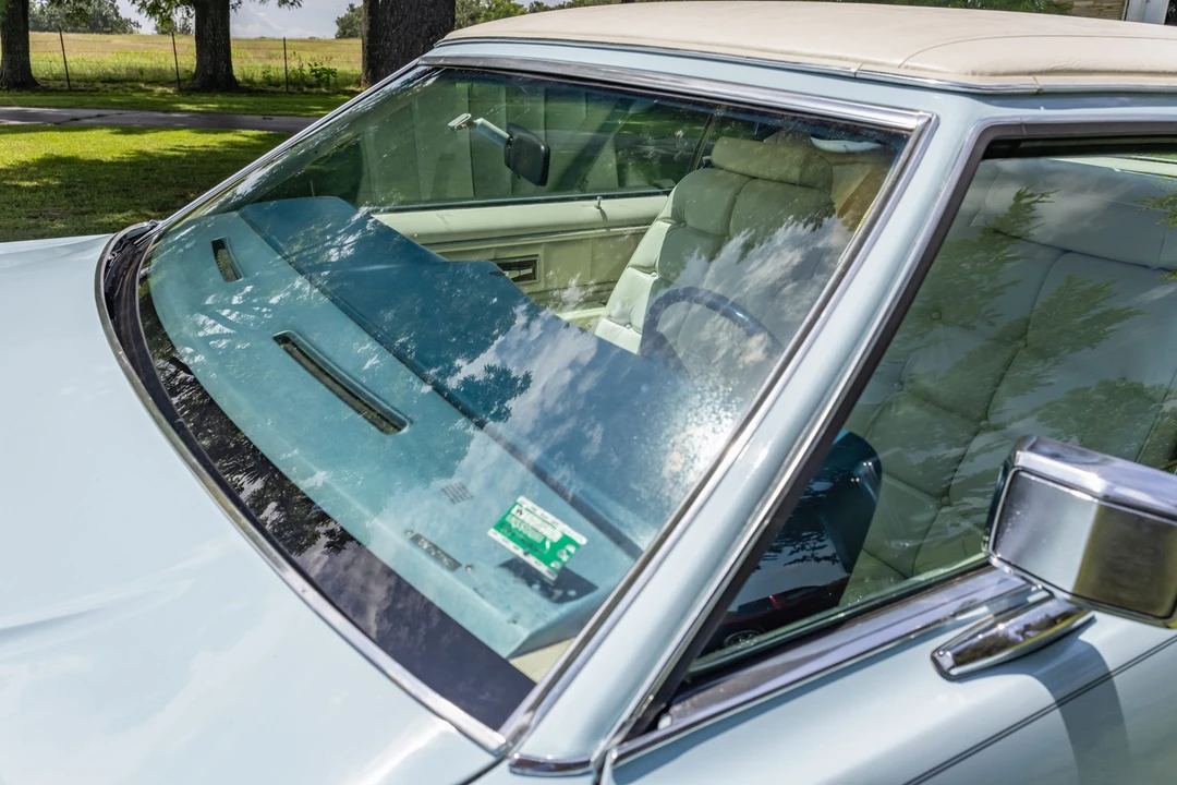 1976 Lincoln Continental Mark IV - Image 23 of 31