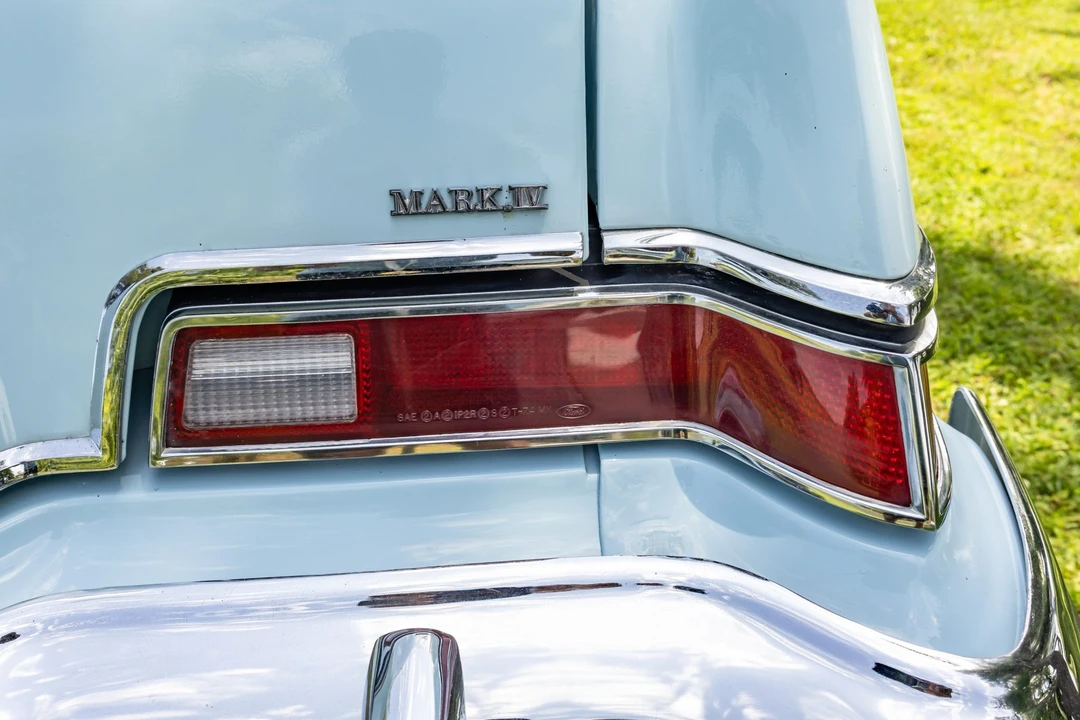 1976 Lincoln Continental Mark IV - Image 17 of 31