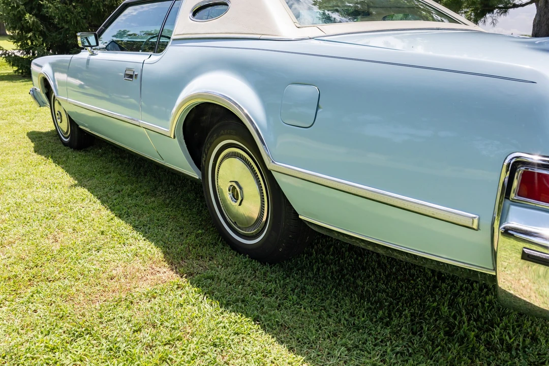 1976 Lincoln Continental Mark IV - Image 20 of 31