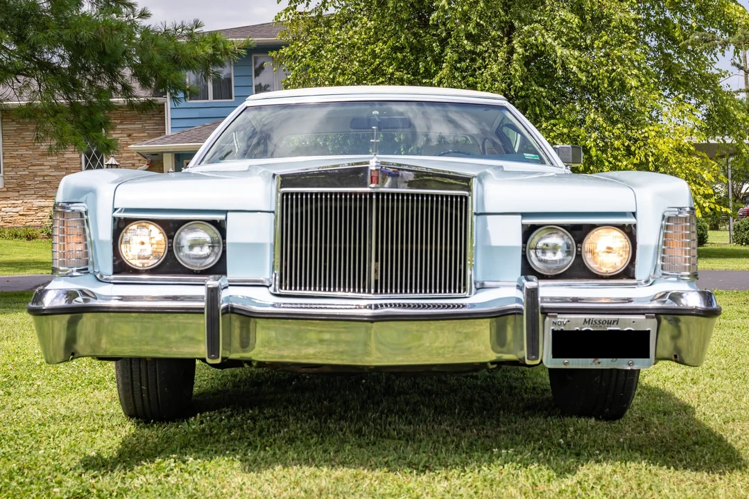1976 Lincoln Continental Mark IV - Image 12 of 31