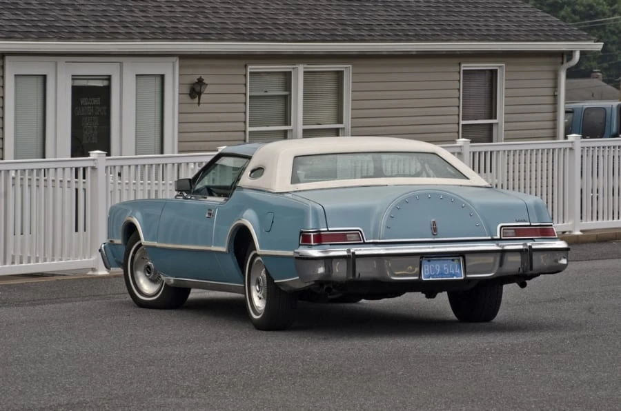 1976 Lincoln Continental Mark IV - Image 2 of 10