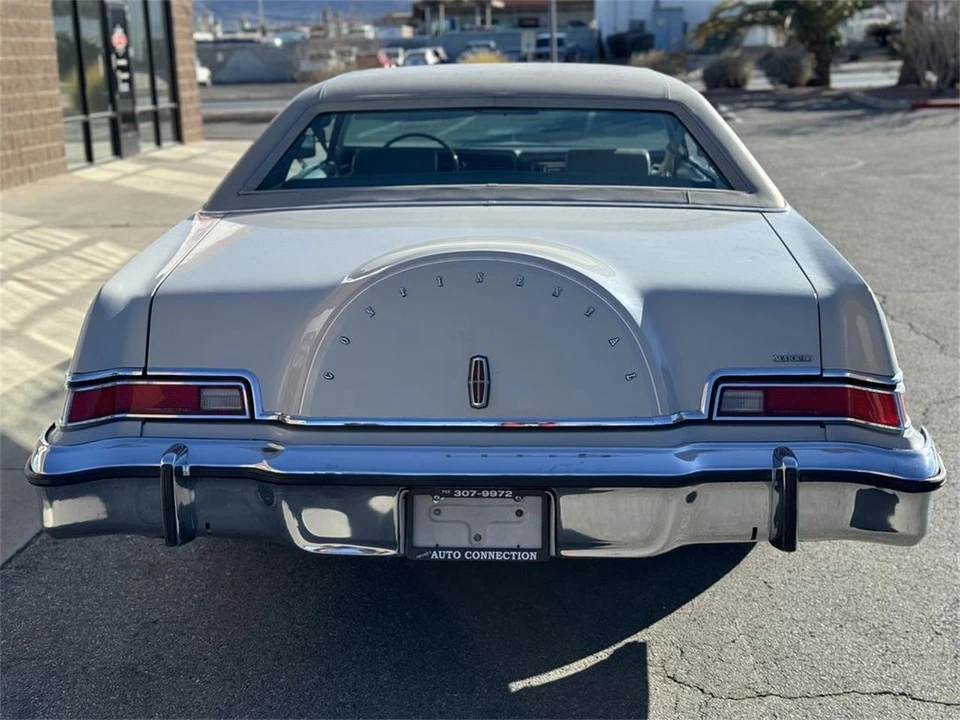 1976 Lincoln Continental Mark IV - Image 5 of 31