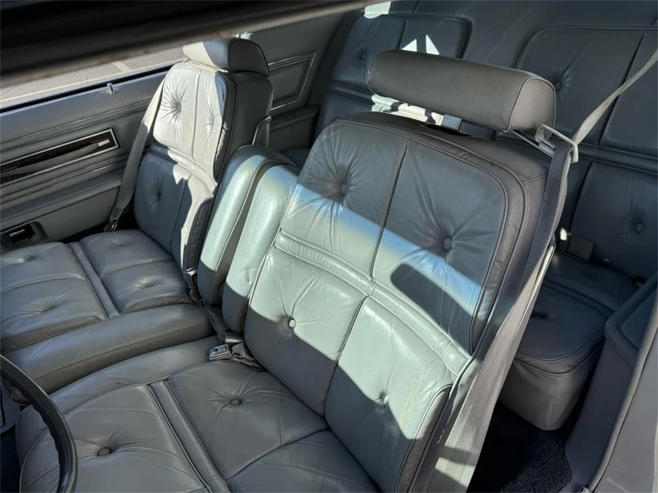 1976 Lincoln Continental Mark IV - Image 13 of 31