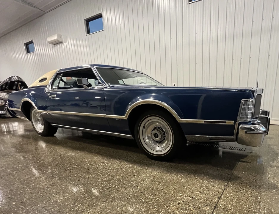 1976 Lincoln Continental Mark IV - Image 15 of 31