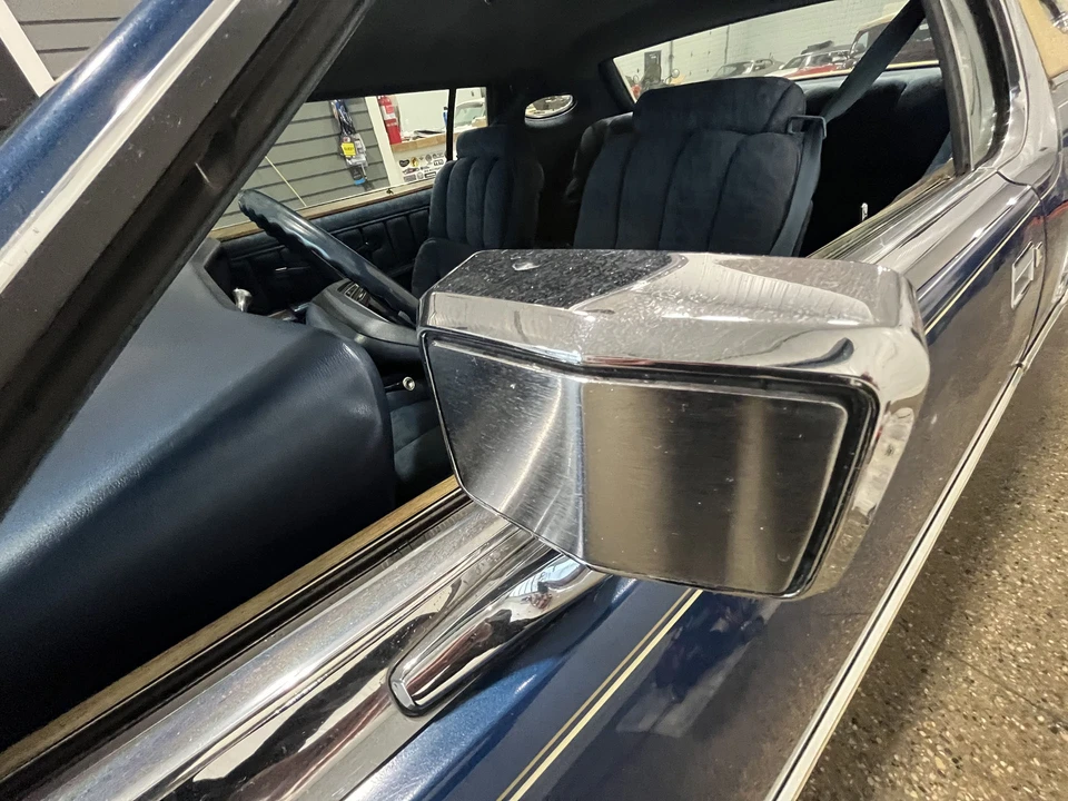 1976 Lincoln Continental Mark IV - Image 22 of 31