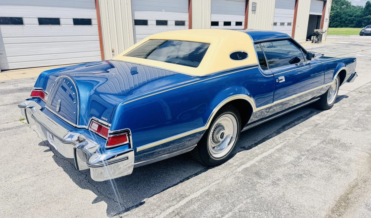 1976 Lincoln Continental Mark IV - Image 8 of 31