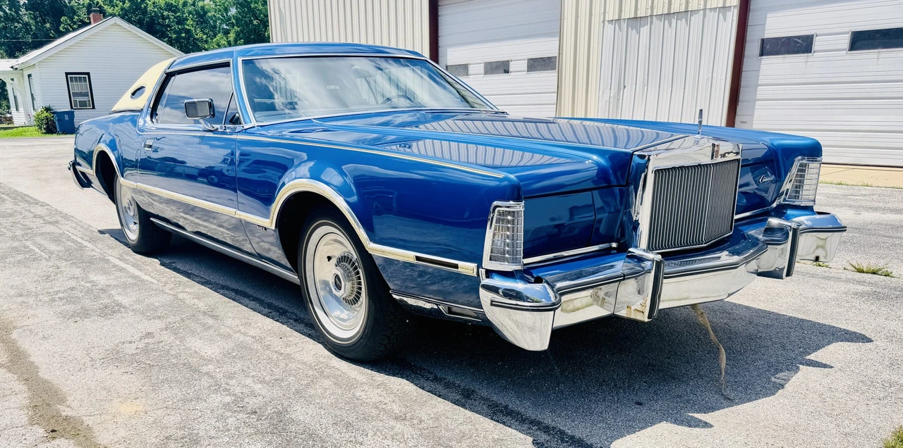 1976 Lincoln Continental Mark IV - Image 5 of 31