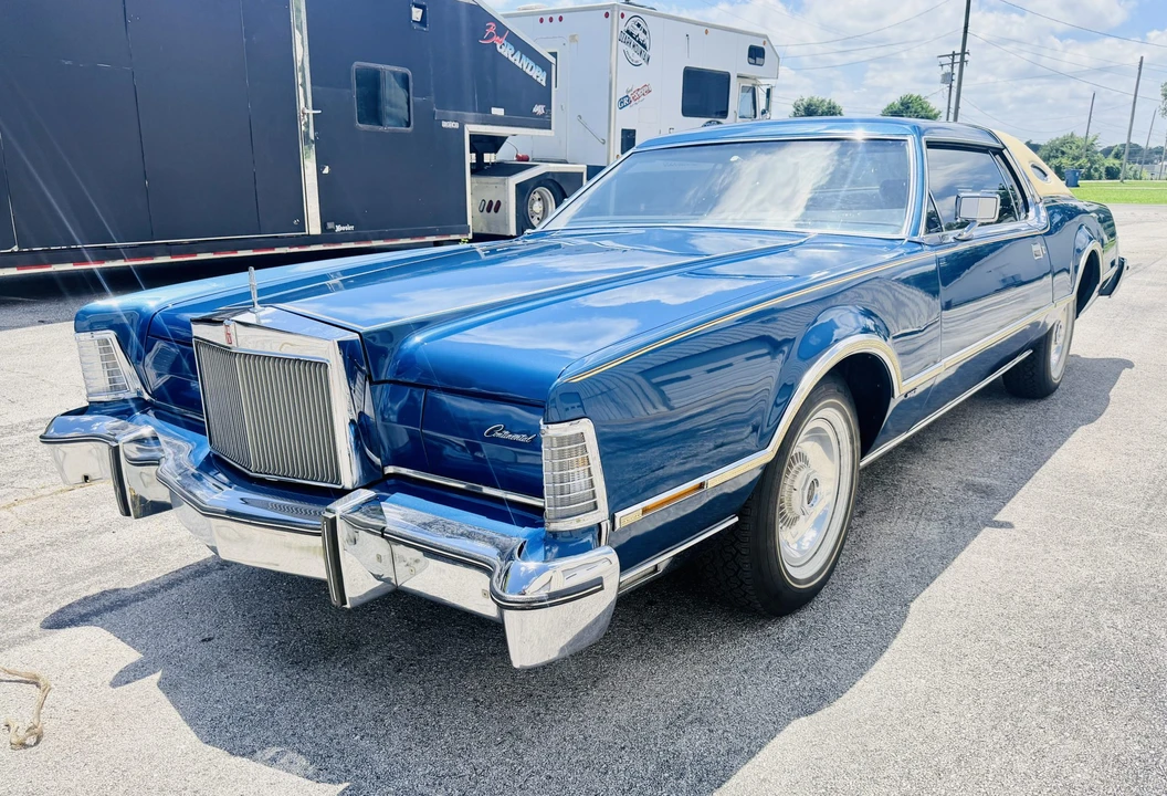 1976 Lincoln Continental Mark IV - Image 3 of 31