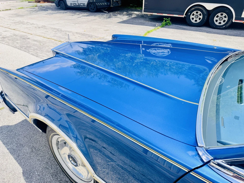 1976 Lincoln Continental Mark IV - Image 24 of 31