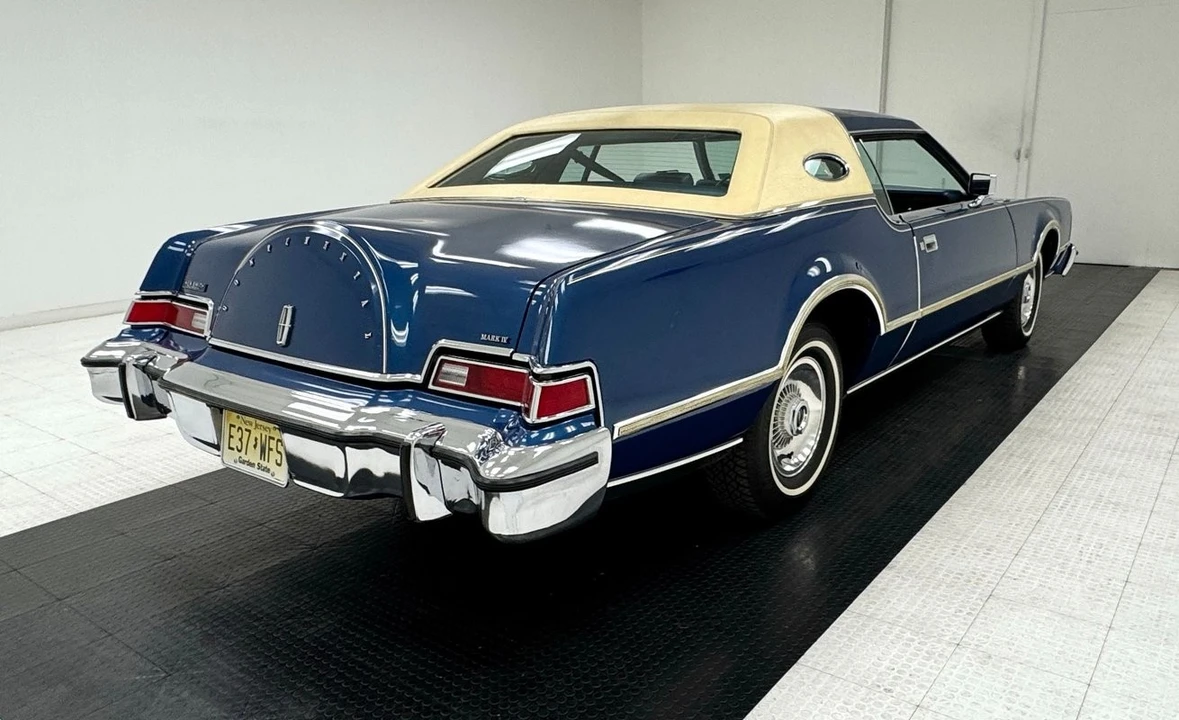 1976 Lincoln Continental Mark IV - Image 4 of 12