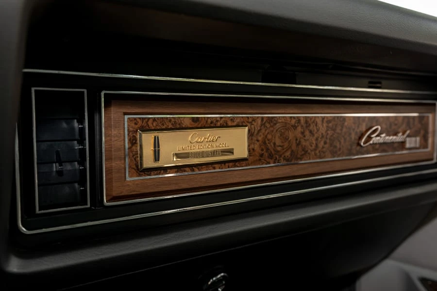 1976 Lincoln Continental Mark IV - Image 25 of 31