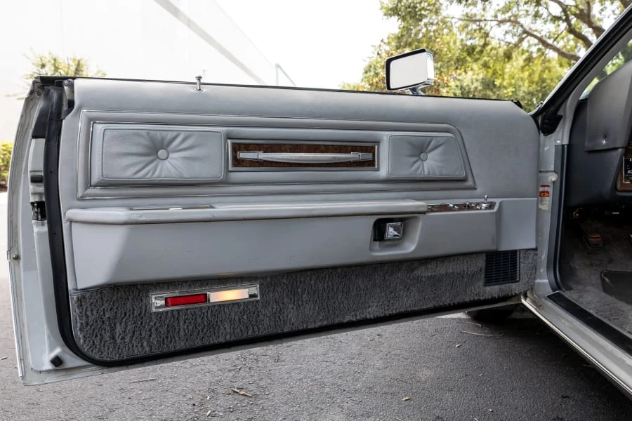 1976 Lincoln Continental Mark IV - Image 19 of 31