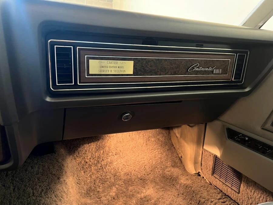 1976 Lincoln Continental Mark IV - Image 26 of 31