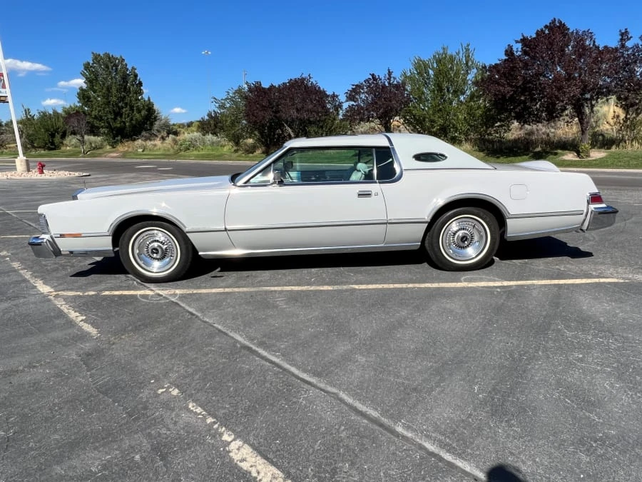 1976 Lincoln Continental Mark IV - Image 12 of 31
