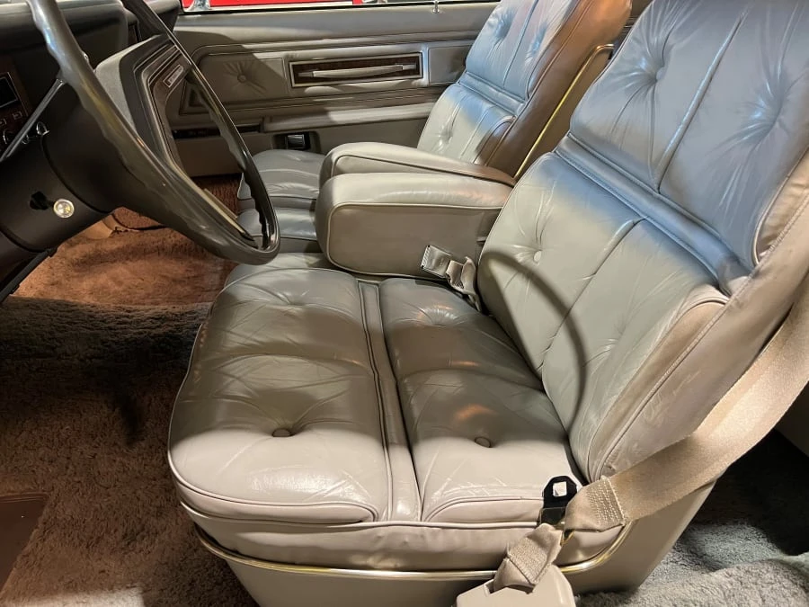 1976 Lincoln Continental Mark IV - Image 30 of 31