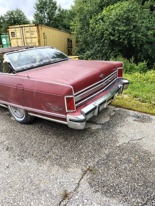 1976 Lincoln Continental 5th Gen - Image 4 of 10