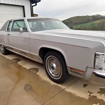 1976 Lincoln Continental Town Coupe