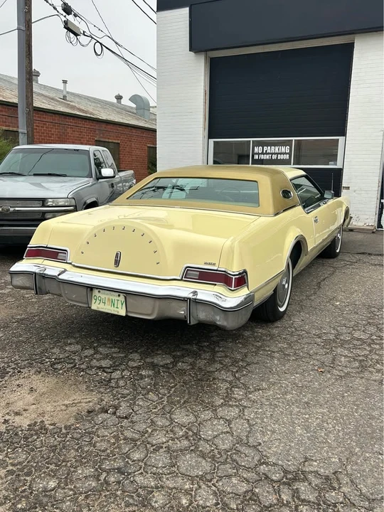 1976 Lincoln Continental 5th Gen - Image 2 of 4