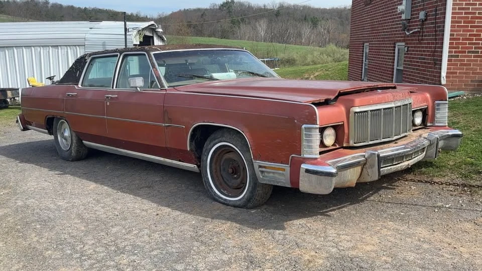 1976 Lincoln Continental 5th Gen - Image 2 of 9