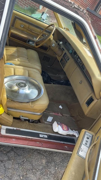 1976 Lincoln Continental 5th Gen - Image 5 of 9