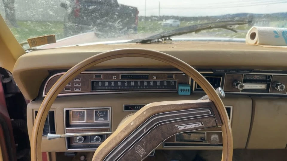 1976 Lincoln Continental 5th Gen - Image 6 of 9