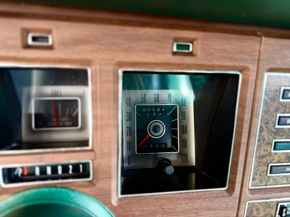 1976 Lincoln Continental 5th Gen - Image 10 of 20