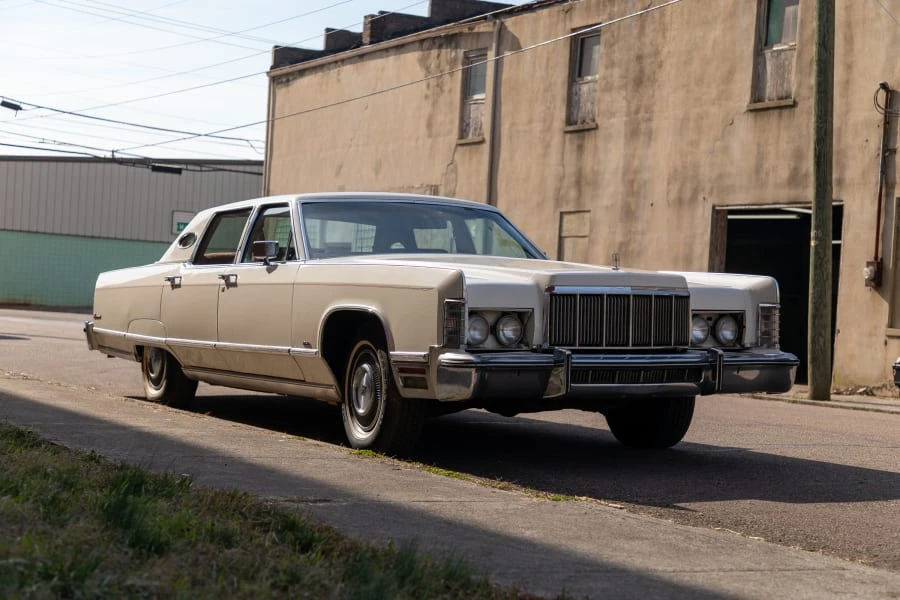 1976 Lincoln Continental 5th Gen - Image 6 of 19