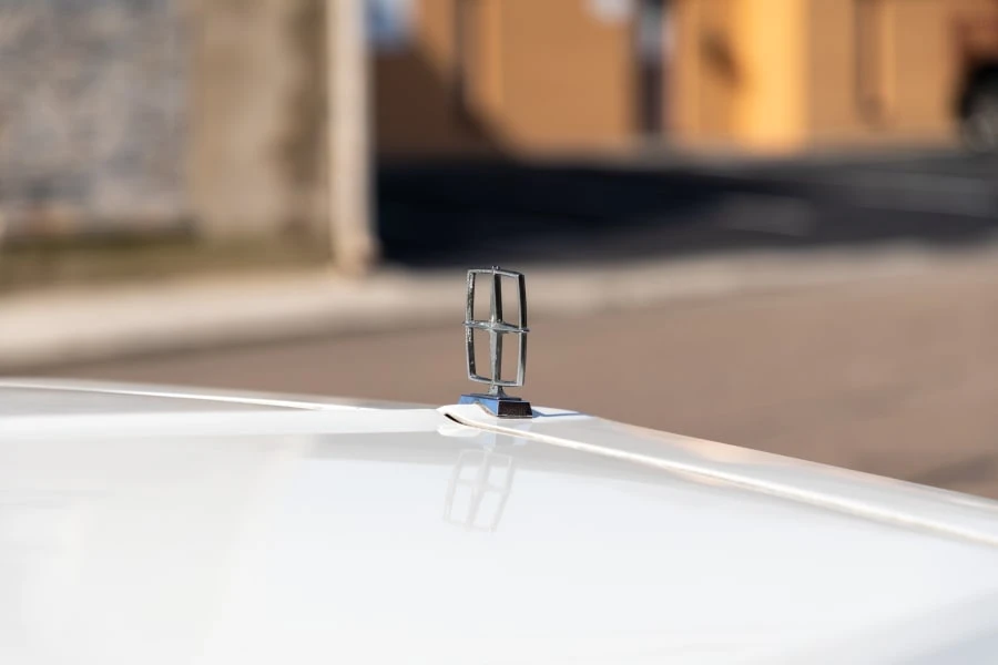 1976 Lincoln Continental 5th Gen - Image 5 of 19