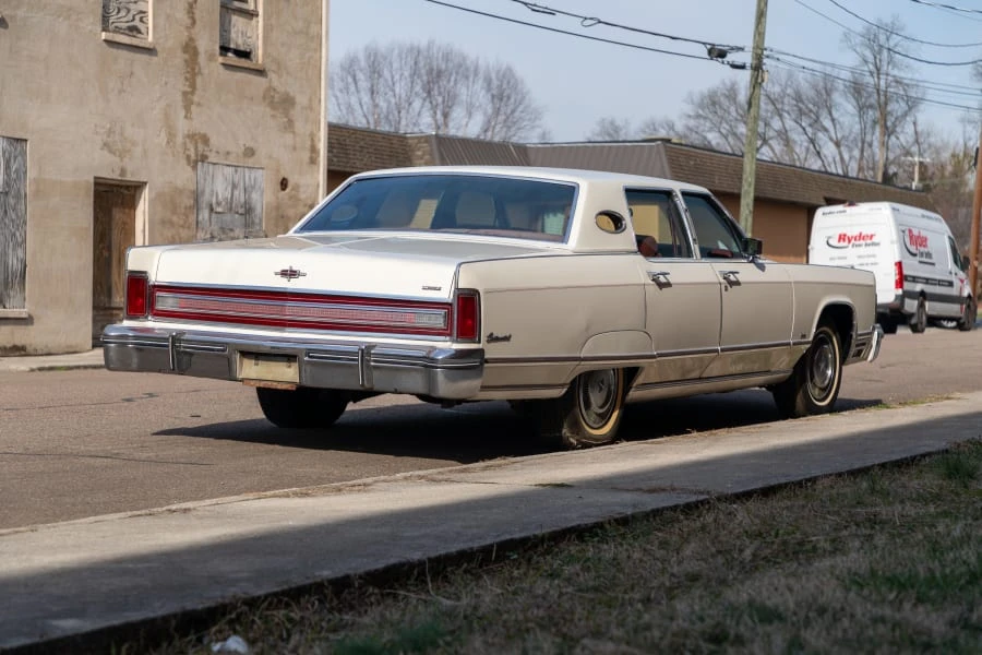 1976 Lincoln Continental 5th Gen - Image 8 of 19
