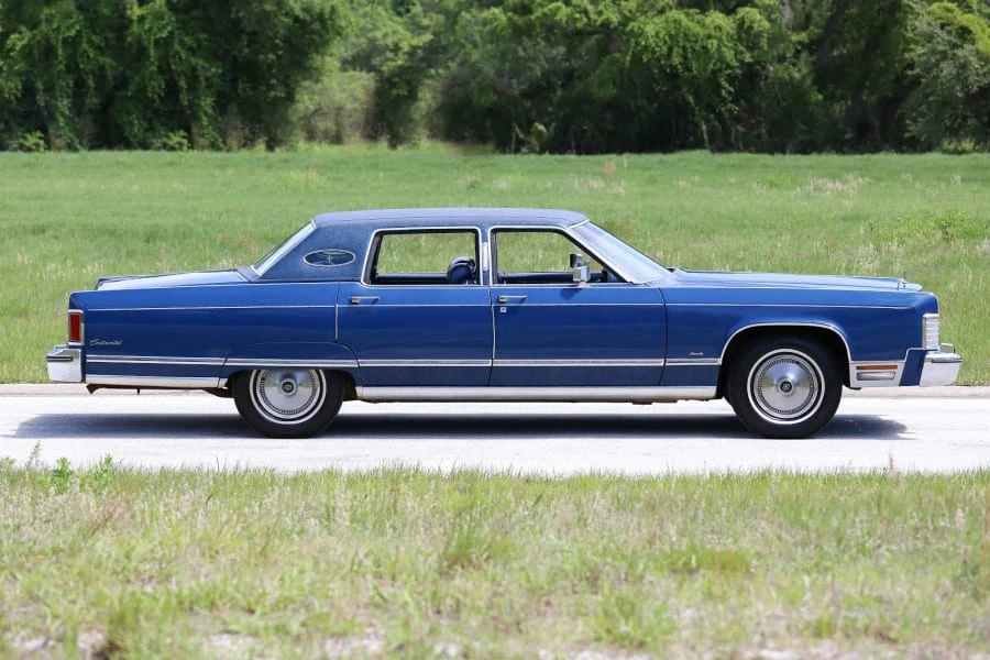 1976 Lincoln Continental 5th Gen - Image 2 of 9
