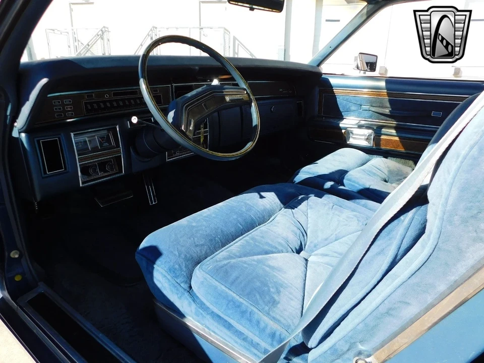 1976 Lincoln Continental 5th Gen - Image 11 of 21