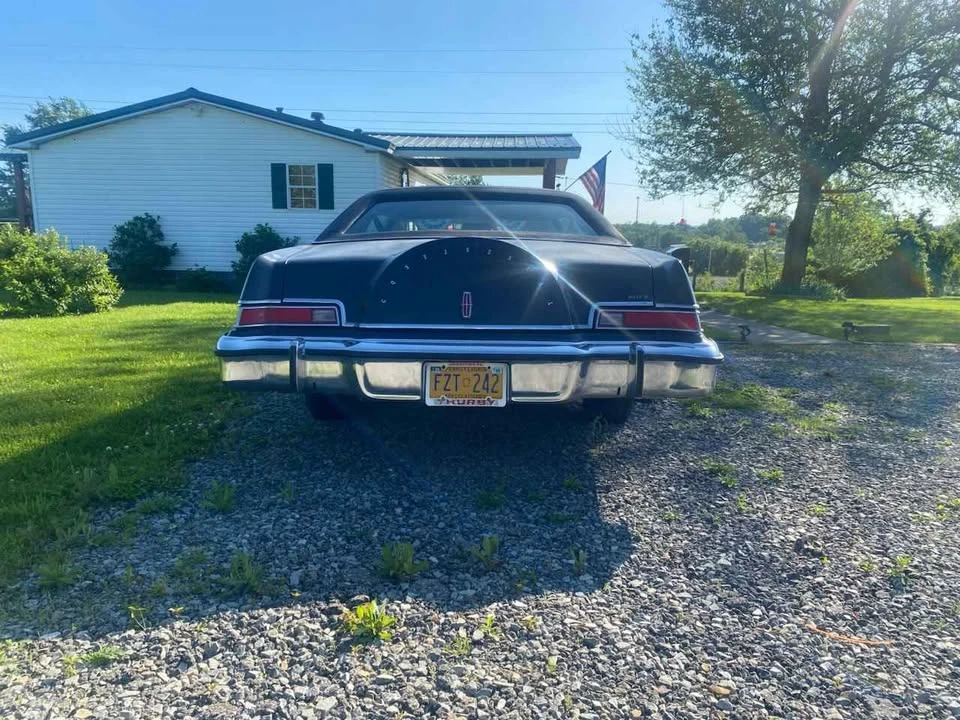1976 Lincoln Continental 5th Gen - Image 2 of 3